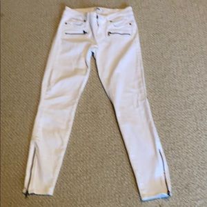 Paige white ankle zip jeans size 26.